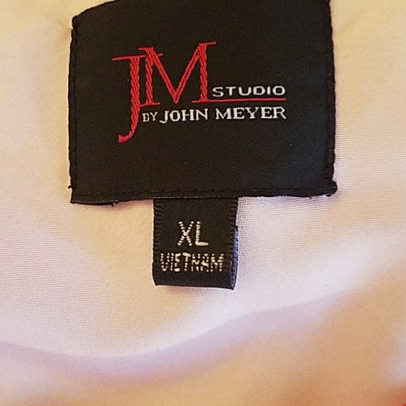 Beautiful Spring Floral Top - Picture 3 of 4